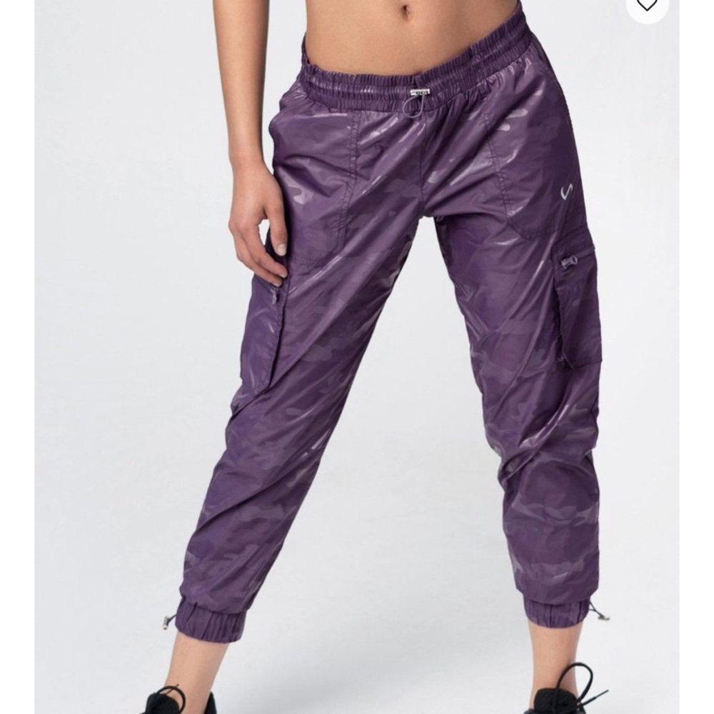 Covert Camo Gym-to-Street Joggers